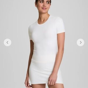 SPANX bare naked bicep Tee size M